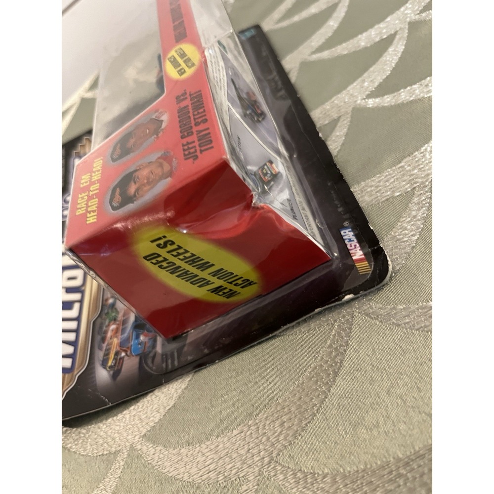 WINNERS CIRCLE MICRO MACHINES NASCAR JEFF GORDON TONY STEWART DUELING DRIVERS - Picture 12 of 16